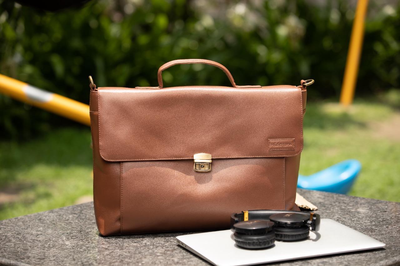 Shoulder and Crossbody Leather Bag